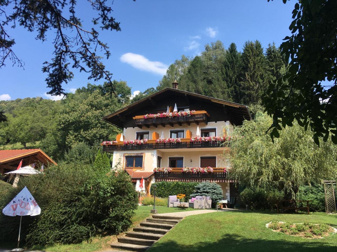 Karlsdorfer Hof Hotell Seeboden Exteriör bild